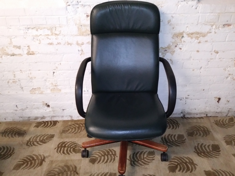 Green Leather High Back Executive Chair main image